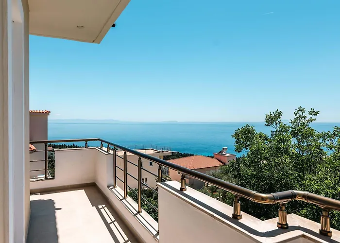 Kristianna Apartments